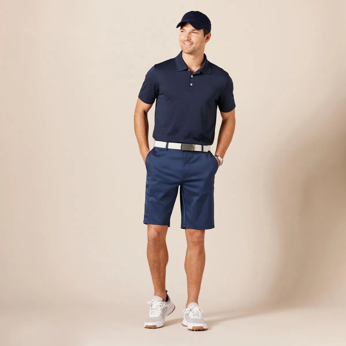 Amazon Essentials Pantalones Cortos Cargo de Golf de Corte Clásico de 25cm (Disponibles en Tallas Grandes y para Personas Altas) Hombre