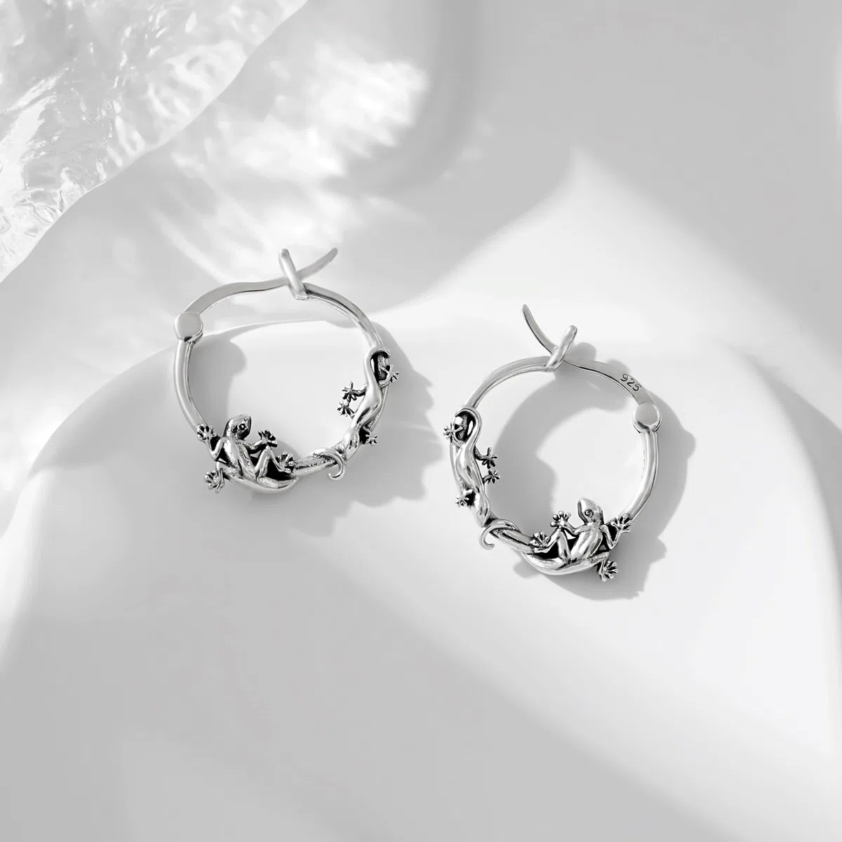 CHIC & ARTSY 925 Sterling Silver Spider/Gecko/Octopus Hoop Earrings for Women Girls