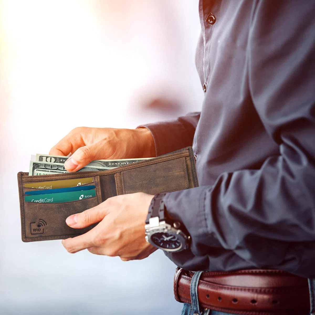 moonster Cartera de Piel con Bloqueo RFID Mantiene el Dinero y Las Tarjetas Organizadas con Fácil Acceso – Billetera para Hombre Minimalista – 100% Piel de Búfalo – Preciosa Caja Regalo