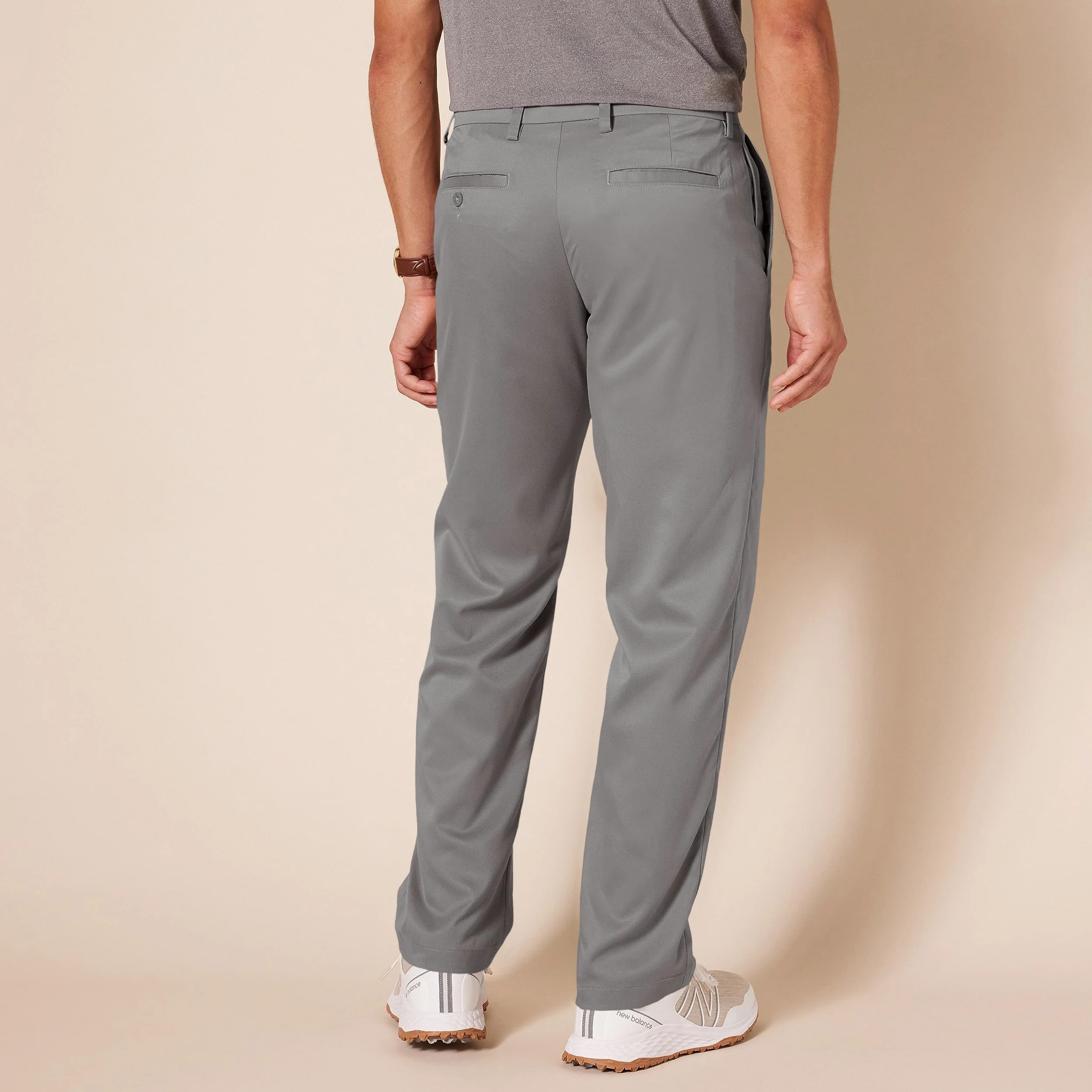 Amazon Essentials Pantalones de Golf Elásticos de Corte Clásico para Todo el Día Hombre, Gris, 29W / 29L