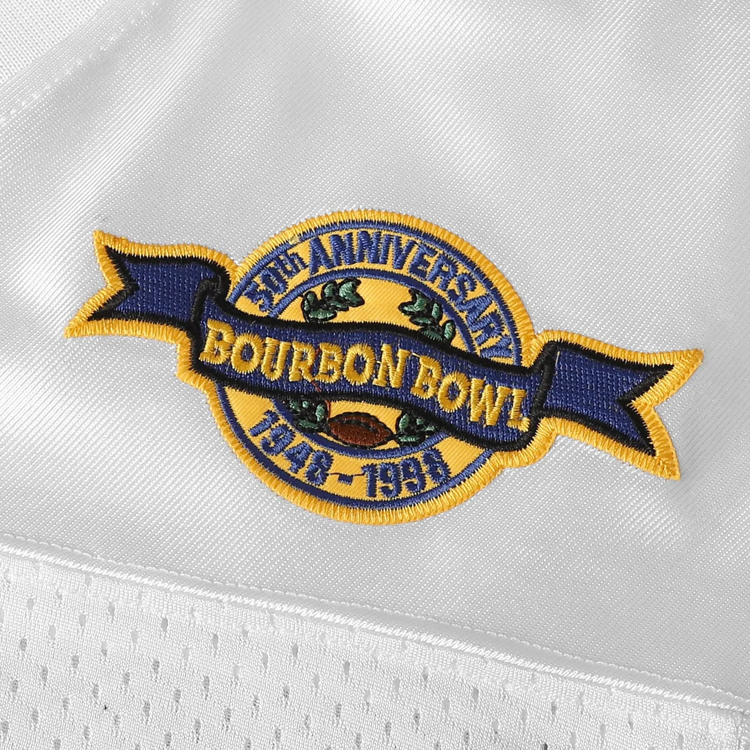 Phoneutrix - Camiseta de fútbol americano de los Mud Dogs de la Bourbon Bowl de Bobby Boucher, número 9, de la película El Aguador