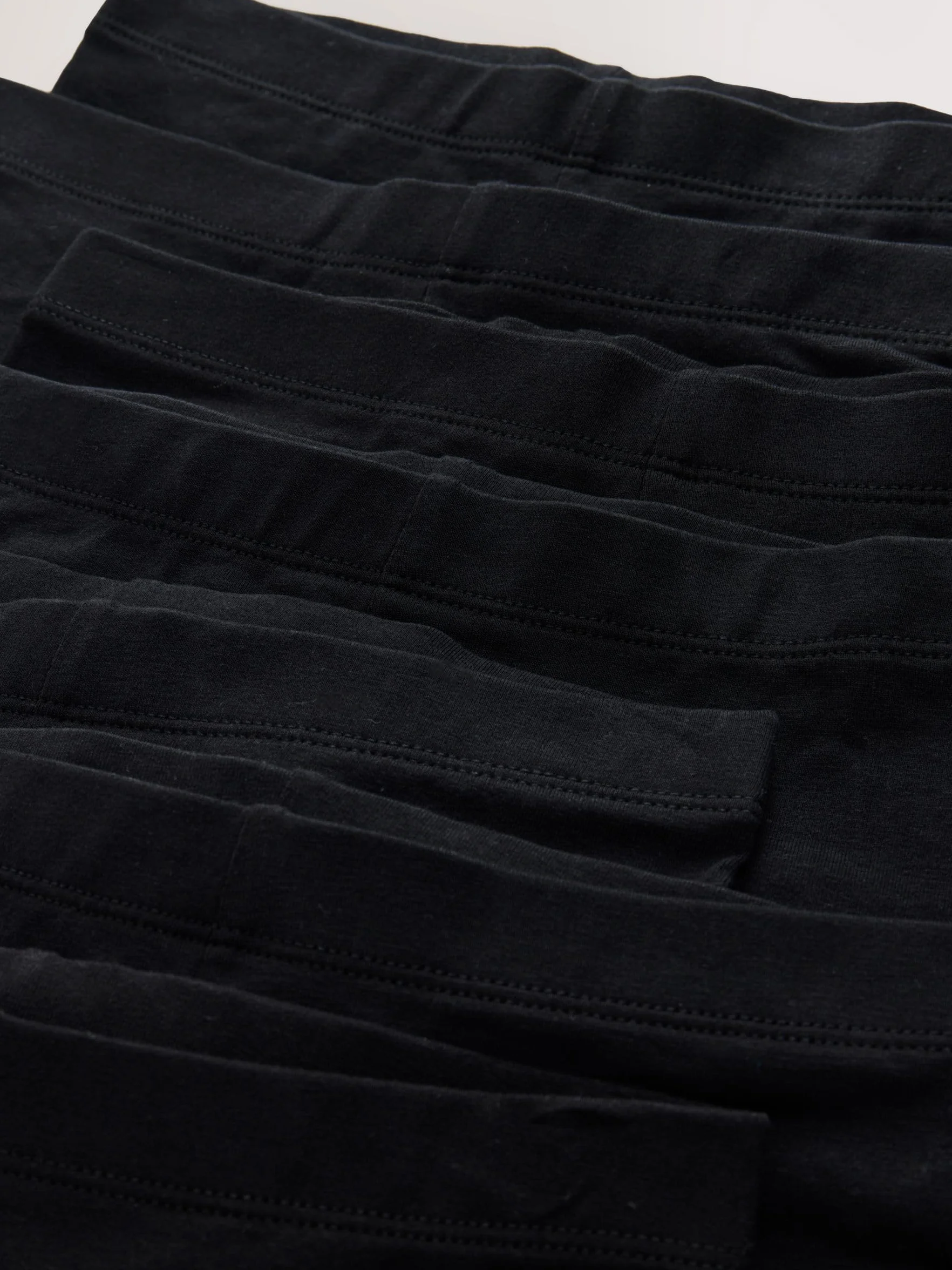 NEXT Niñas Pack de 7 Pantalones Cortos de Ciclismo elásticos y Ricos en algodón