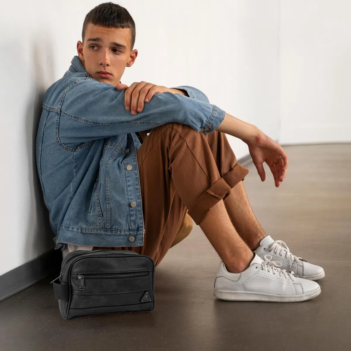 Lois - Neceser Hombre Pequeño. Bolsa de Aseo. Viaje. Negro