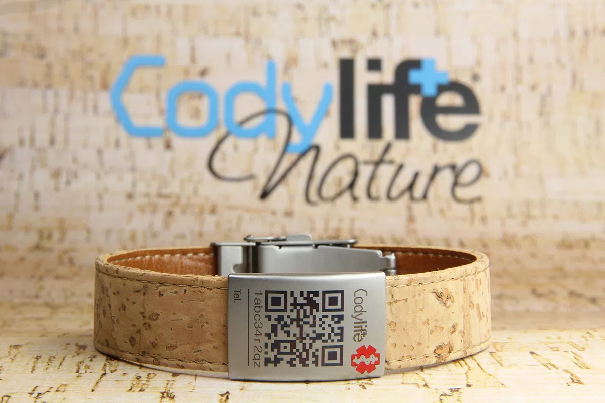 Pulsera identificativa, Codylife Nature. Brazalete de corcho muy resistente y cierre de seguridad. Con código QR.