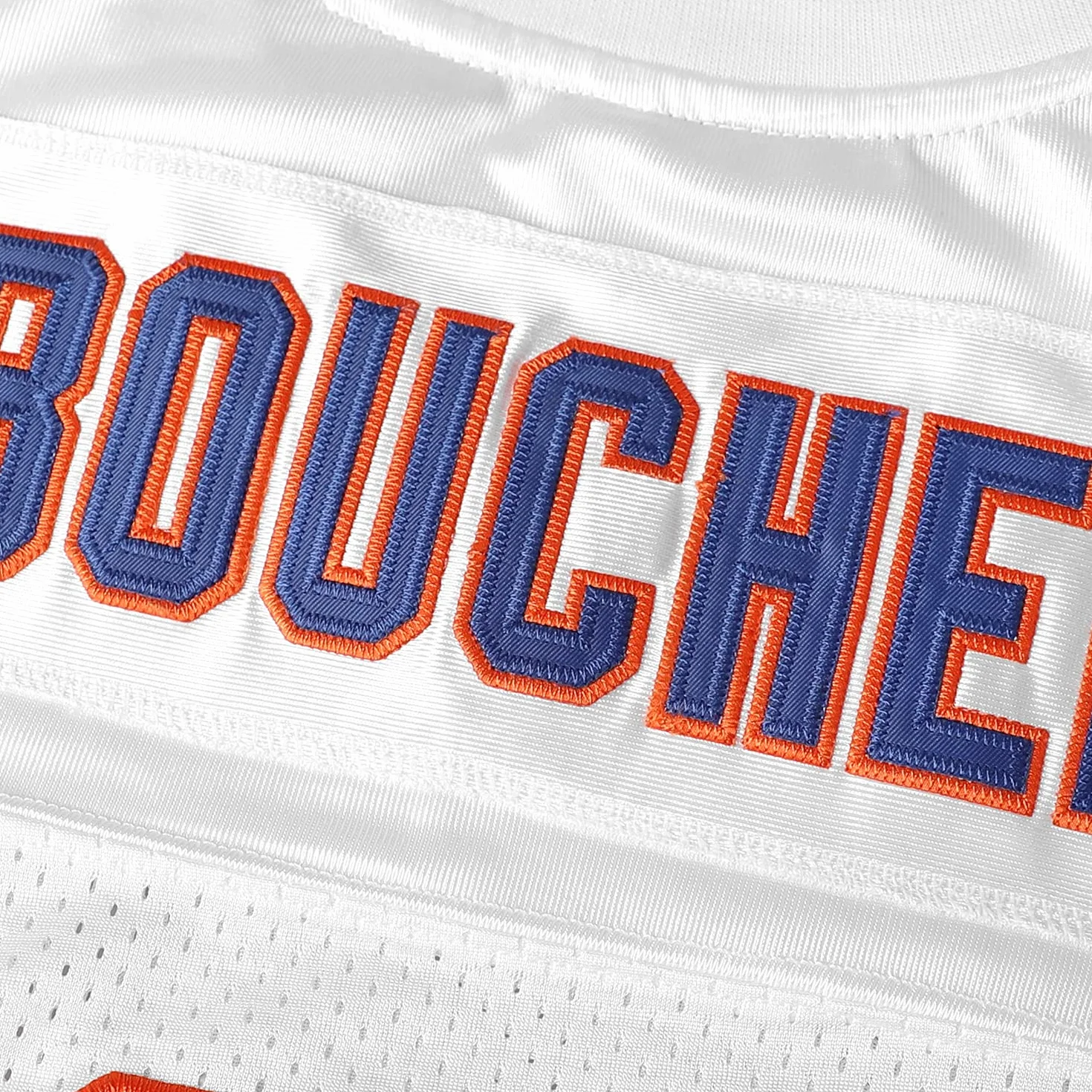 Phoneutrix - Camiseta de fútbol americano de los Mud Dogs de la Bourbon Bowl de Bobby Boucher, número 9, de la película El Aguador