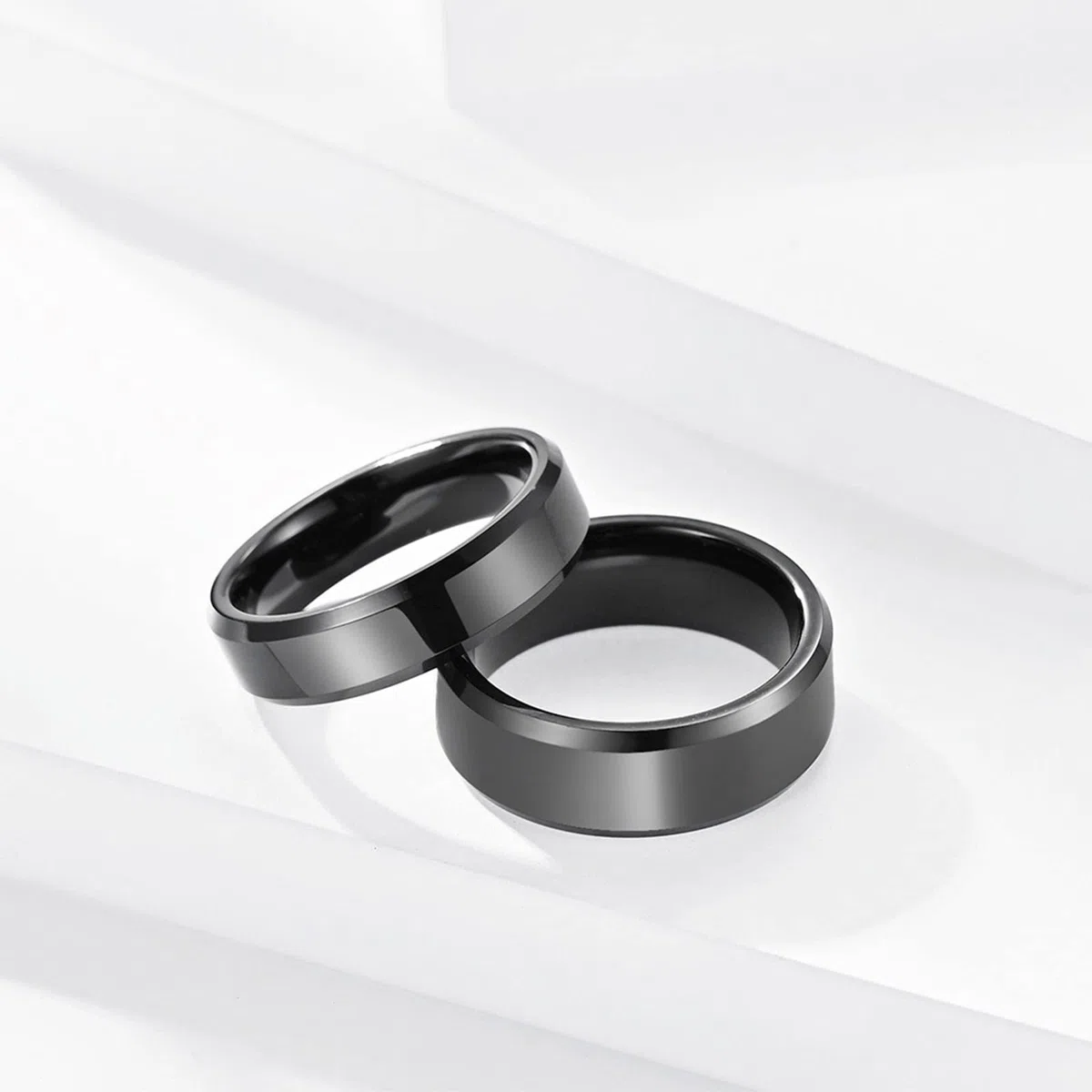 Anillo Carburo de Tungsteno Mujer, Alianzas Boda 2 Piezas Borde Biselado de Anillo Negro de 6mm y 8mm para El Día de San Valentín