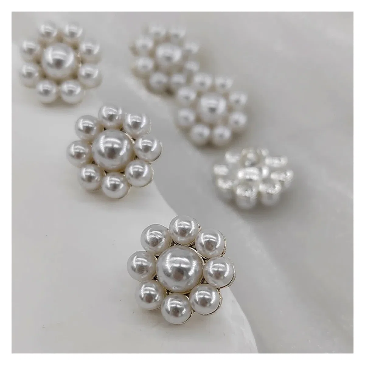 CVBFGH Botones Elegantes de imitación de Perlas de 15MM for Ropa, decoración de Moda, Hermosos Botones de Costura de Flores