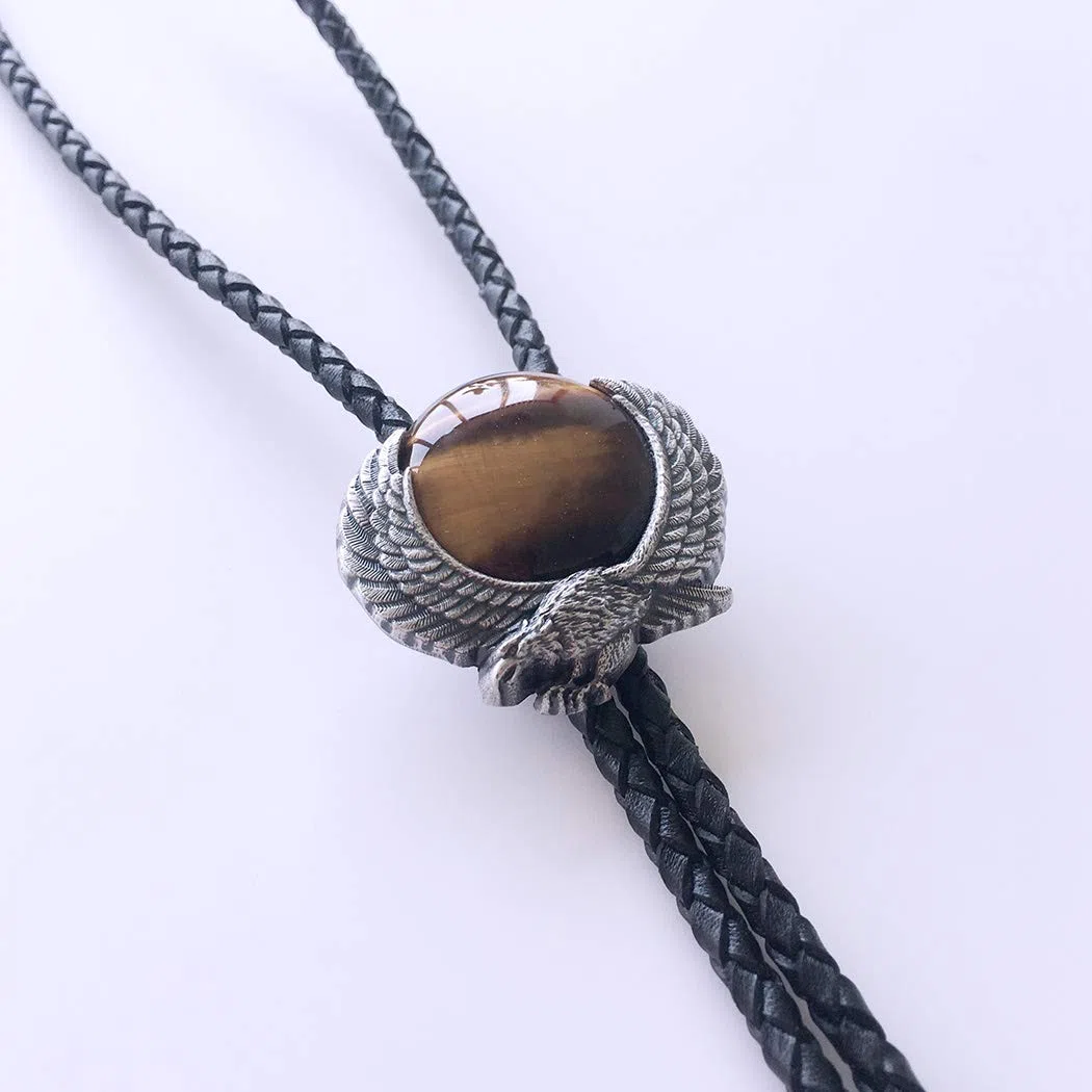 Vintage Fly Eagle W Nature Tiger Eye Stone Bolo Tie Collar de cuero