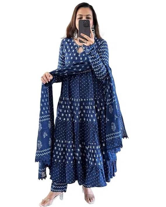 Pantalón Kurta de algodón índigo con estampado a mano para mujer con Dupatta