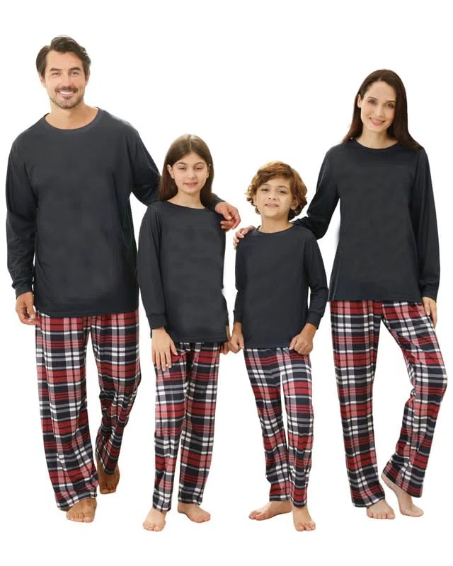 Kouric Pijamas Navidad Familia,Pijama Familiar a Juego con Estampado de Renos,Pijama Navidad Familia Top Blanco y Pantalón de Cuadros Rojos,Blancos y Negros,Pijamas Navidad Mujer/Hombre/Niña/Niño