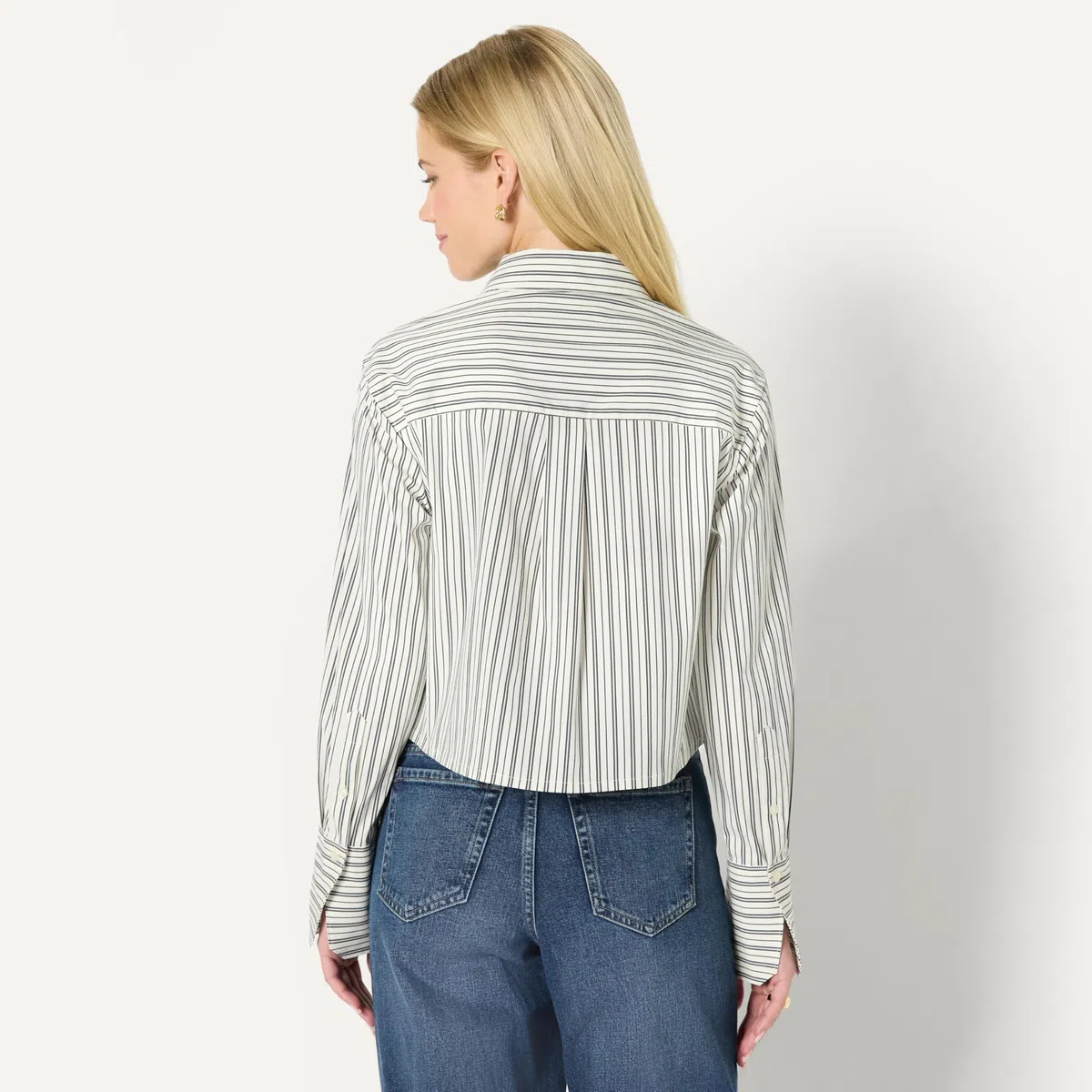Amazon Essentials Camisa de Vestir de Popelina Elástica de Algodón, Corte Extragrande y con Botones Mujer
