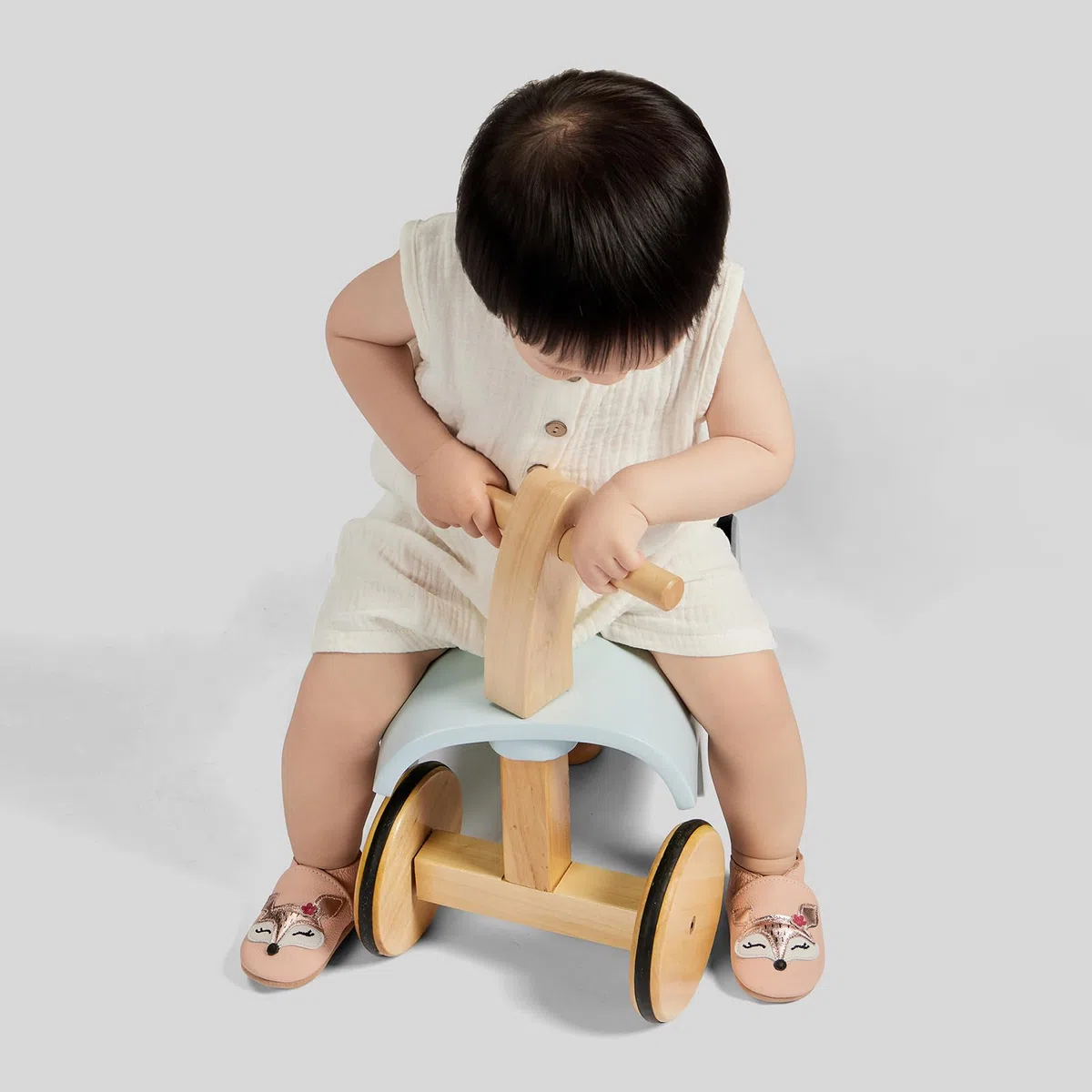 IceUnicorn Primeros Zapatos para Niños Zapatos de Cuero Suave para Bebés Zapatillas de Estar por casa para Niños
