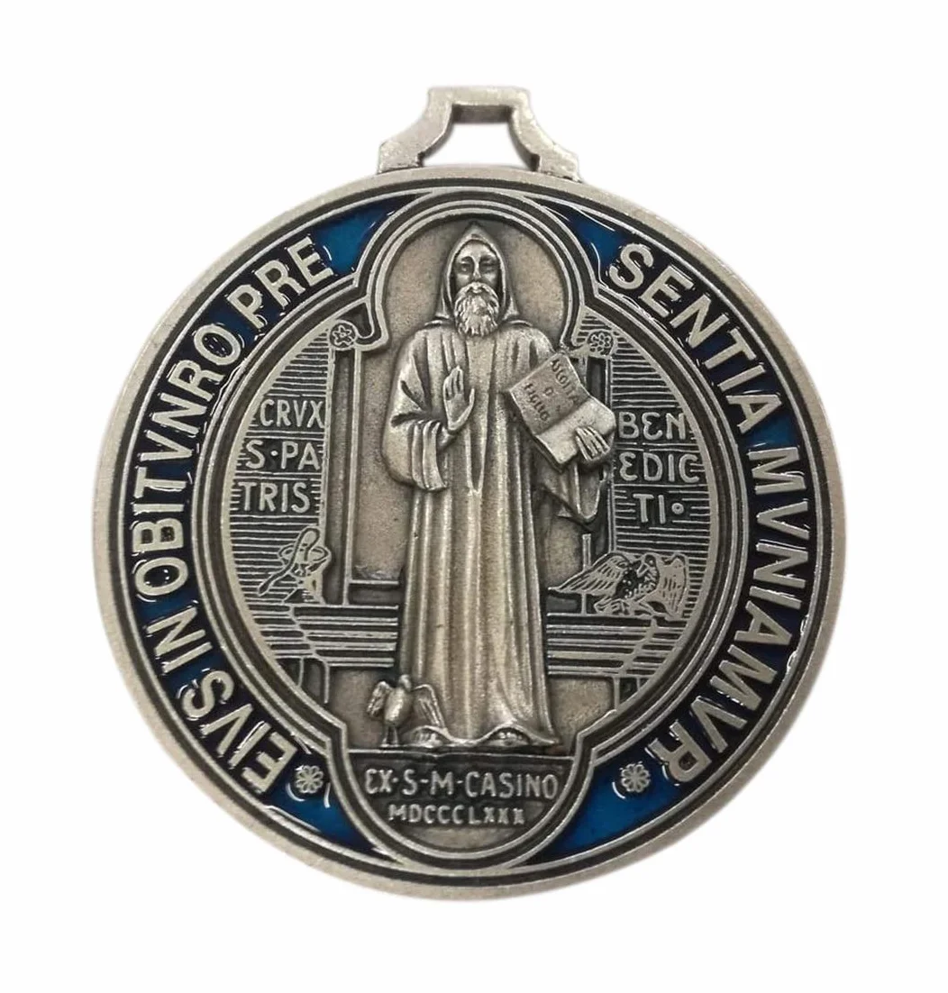 San Benito Medalla chapeada plata pintada a mano - Diámetro 7 cm