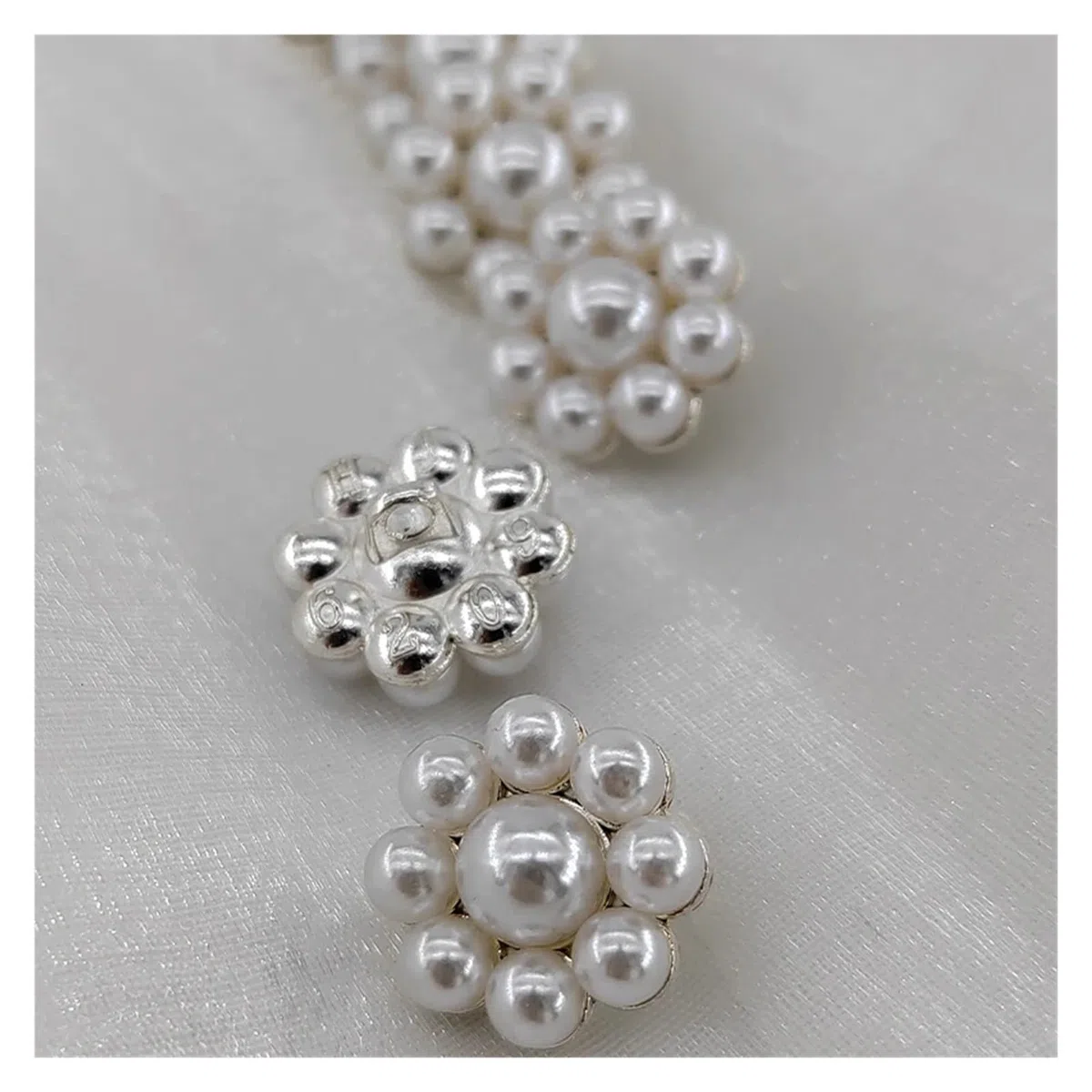 CVBFGH Botones Elegantes de imitación de Perlas de 15MM for Ropa, decoración de Moda, Hermosos Botones de Costura de Flores