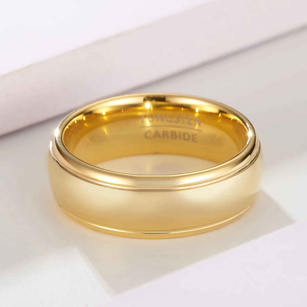 Anillos de boda dorados de carburo de tungsteno para hombre y mujer con un ancho de 8 mm, adecuados para bodas, compromisos, aniversarios y regalos.