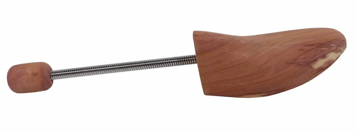 DELFA 3 pares de hormas para zapatos de madera de cedro con resorte en espiral de metal, para cada zapato, Rojo/Marrón, 40W / 41L