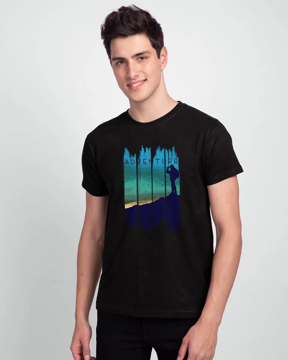 Bewakoof Camiseta estampada 100% algodón para hombre, ajuste regular, cuello redondo, media manga, negro, 48