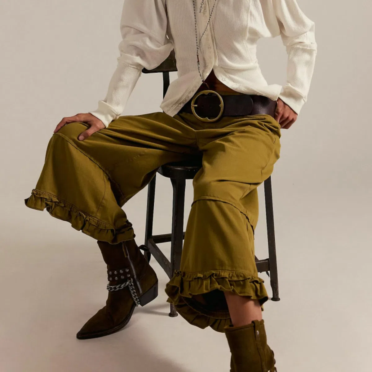 Jeans con dobladillo con volantes para mujer, tiro medio, pierna ancha, pantalones de mezclilla holgados con cintura elástica y bolsillos