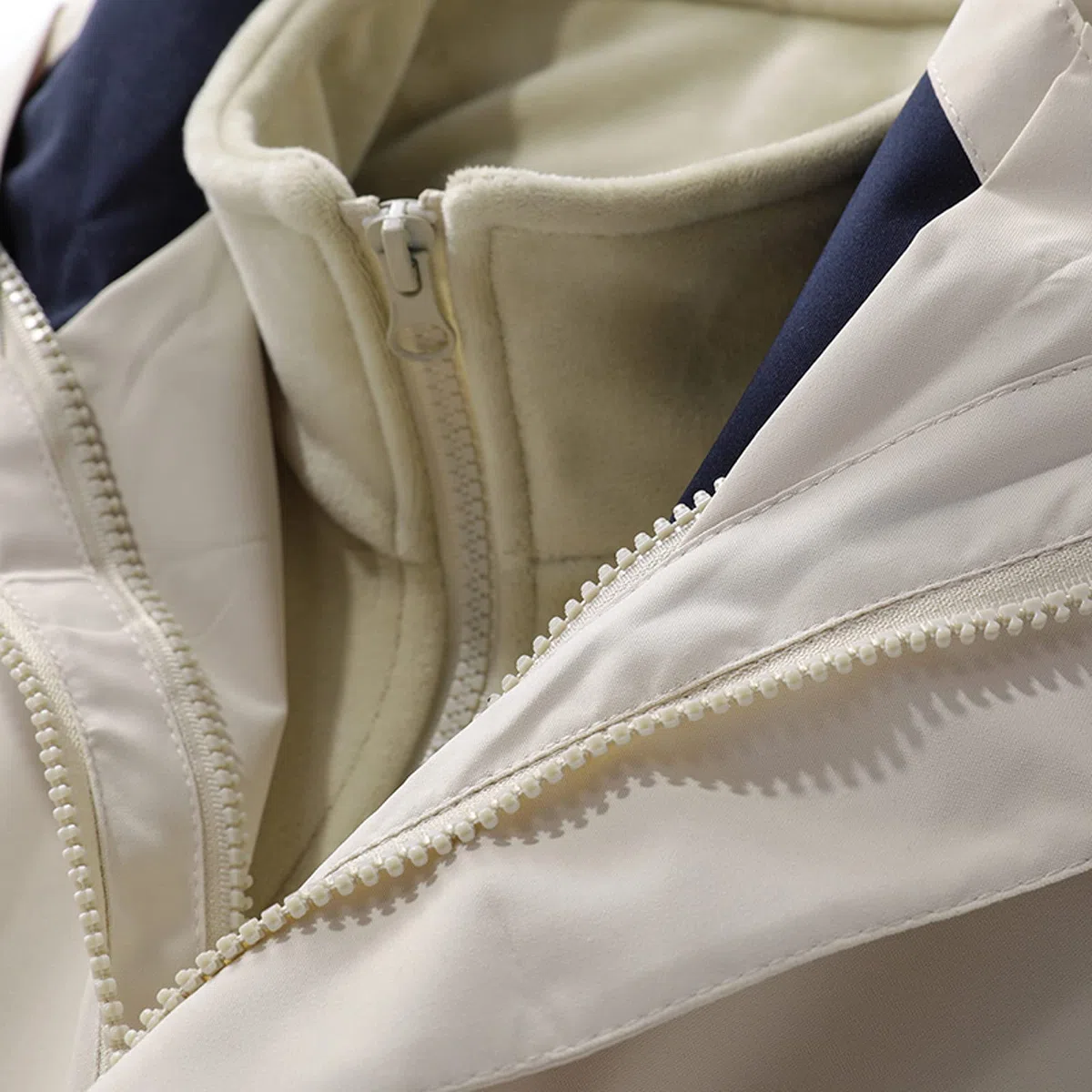 Chaqueta de lluvia para hombre, impermeable, cortavientos, compacta, plegable, ligera, chaqueta de ocio, cortavientos resistente, ideal para ciclismo y senderismo, Blanco, XL