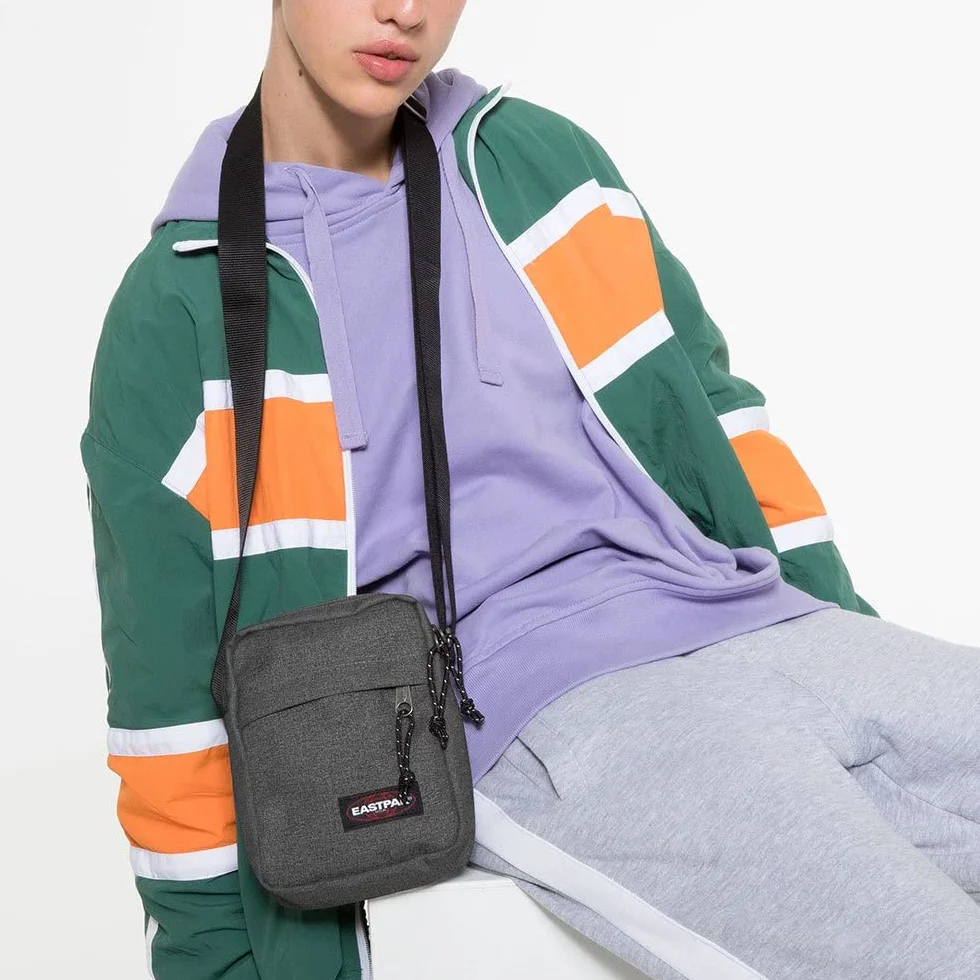 EASTPAK THE ONE Bolso Bandolera, 2.5 L - Black Denim (Gris)
