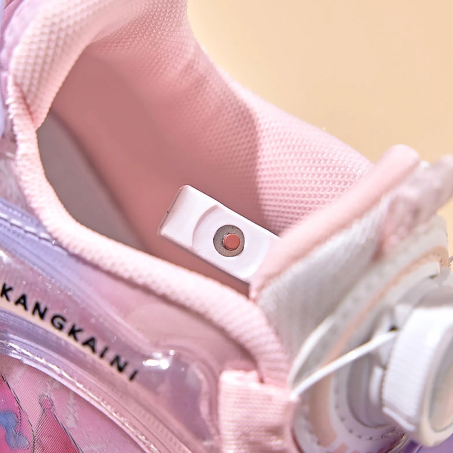 Patines de Caricatura Lindos para Niños LED Ajustables con Cuatro Ruedas Zapatos de Patinaje para Niñas Zapatos Deportivos con Luces