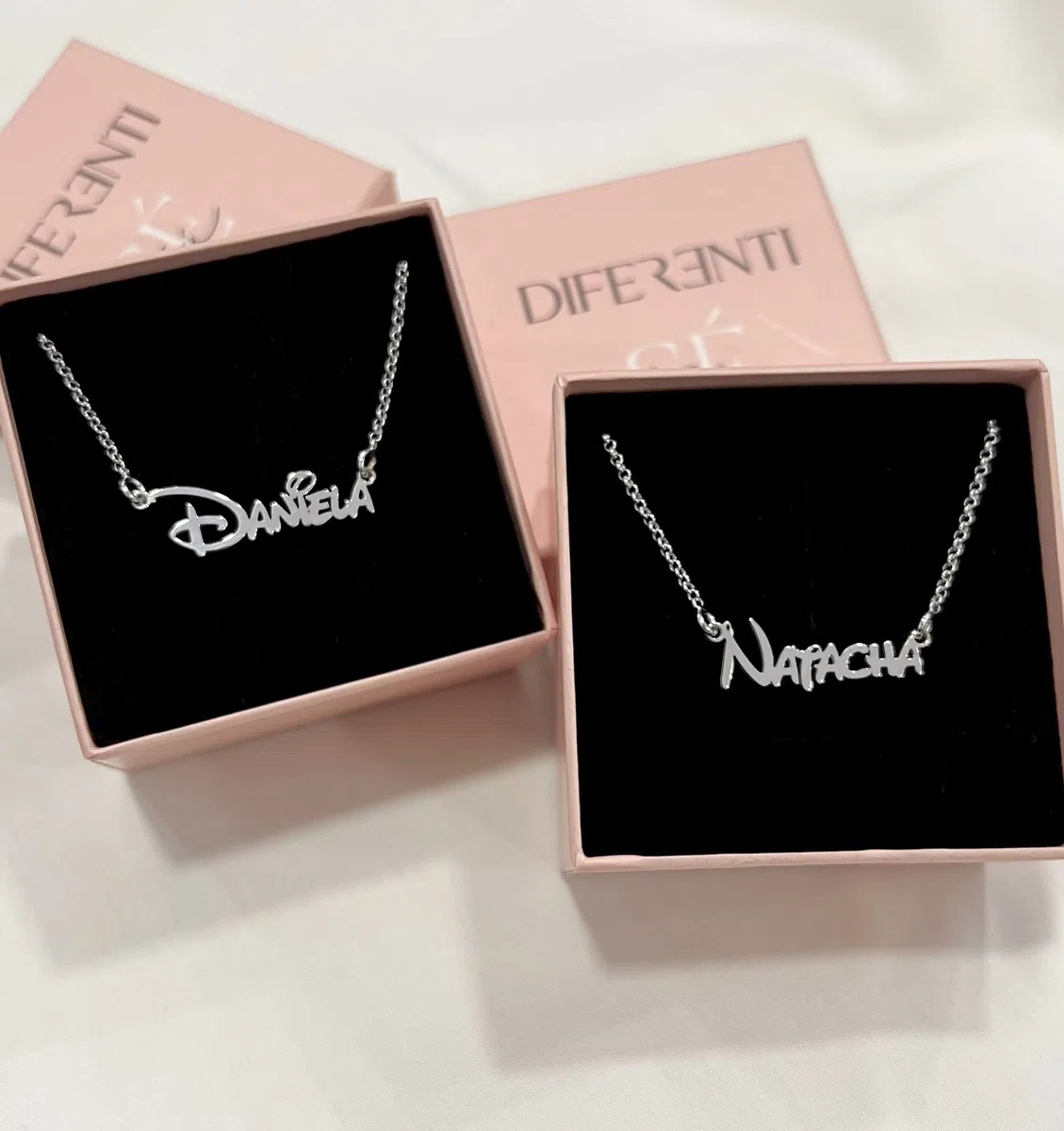 Collar Mujer con Nombre Personalizado de Plata de Ley - Artesanal hecho a mano -
