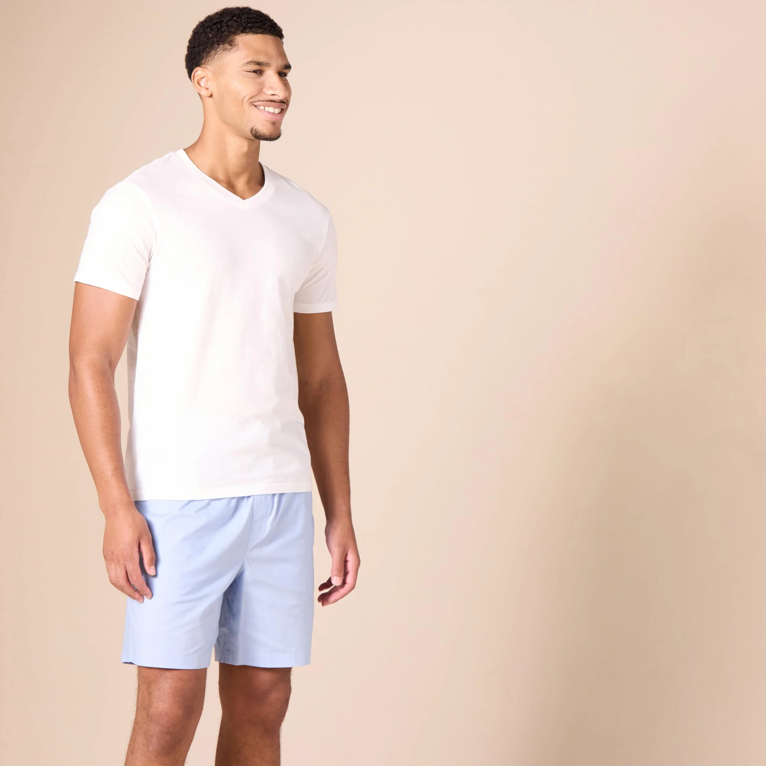 Amazon Essentials Hombre Camiseta Interior con Cuello en V, Transpirable, Algodón