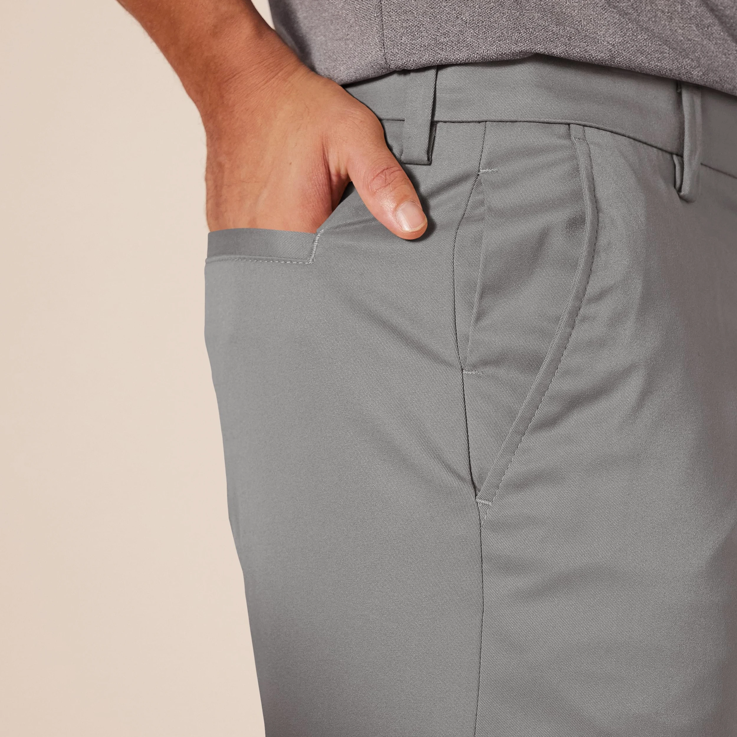 Amazon Essentials Pantalones de Golf Elásticos de Corte Clásico para Todo el Día Hombre, Gris, 29W / 29L