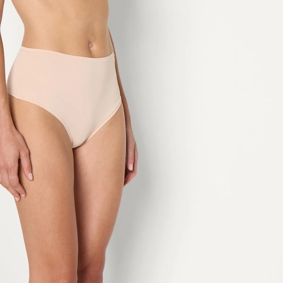 Amazon Essentials Tangas de Microfibra (Hilo y Tanga de Tiro Alto) Mujer, Pack de 6