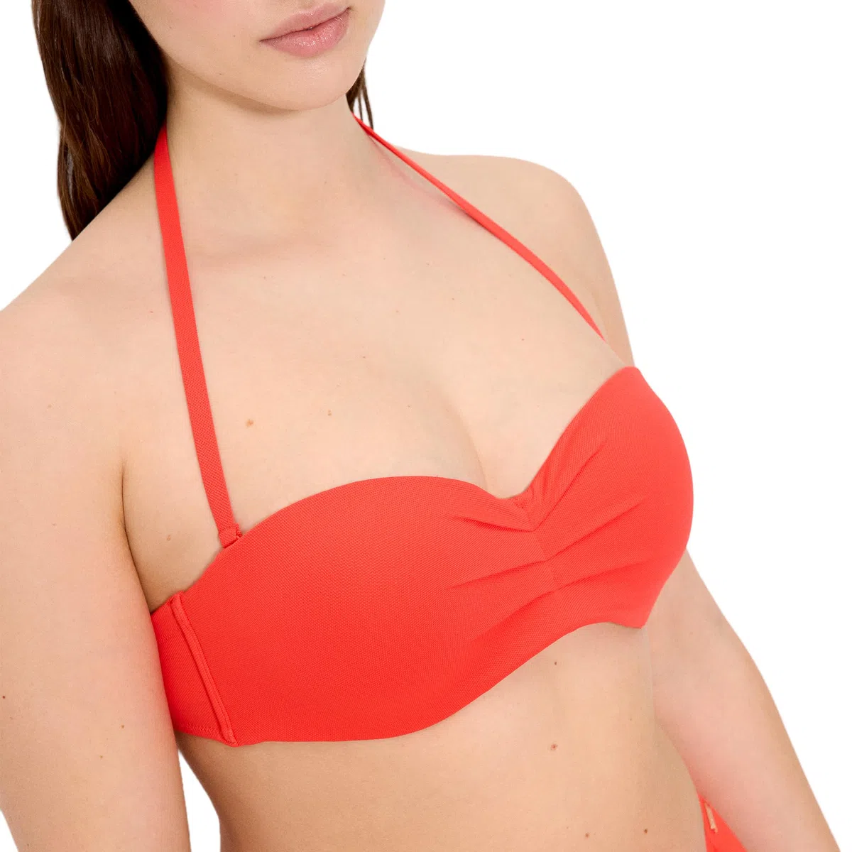 YSABEL MORA. Top Bikini Bandeau Micropiqué Coral Copa C. Sujeción Y Versatilidad con Aro Y Relleno. Tirantes Regulables Y Desmontables para Mayor Comodidad. Colección Sunset.