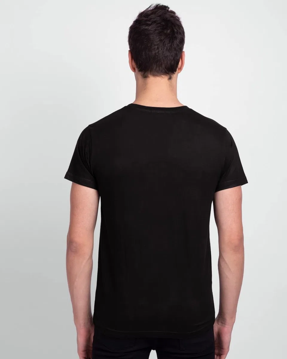 Bewakoof Camiseta estampada 100% algodón para hombre, ajuste regular, cuello redondo, media manga, negro, 48
