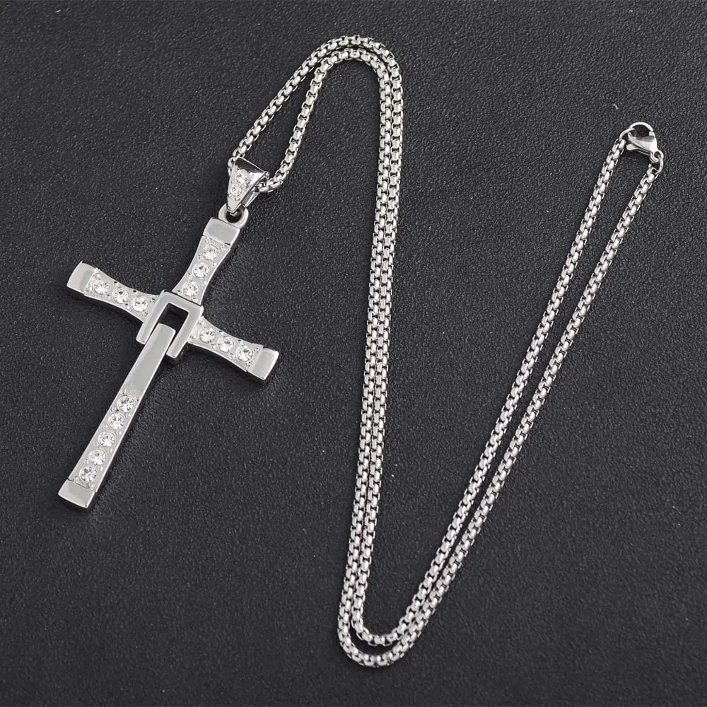Collar de Cruz de Acero Inoxidable,YUEYUEKE Joyería de acero de reducción 1:1, incrustadas con diamantes de imitación, regalo para marido/parientes/amigo (caja de regalo), Acero inoxidable
