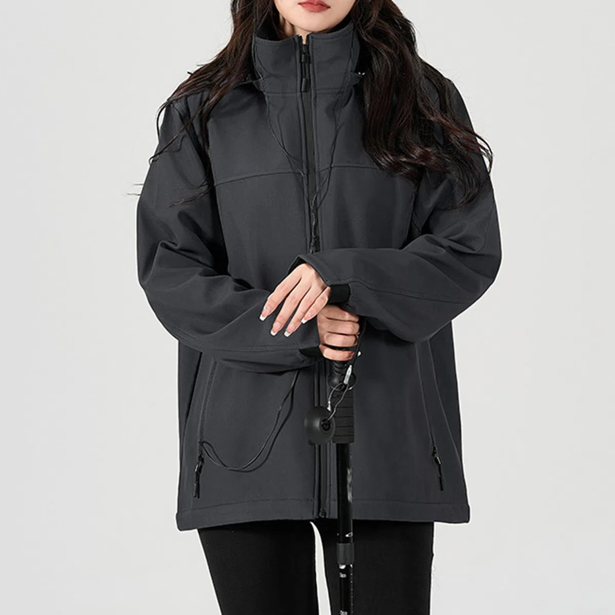 Mujer al aire libre montañismo ropa deportiva con senderismo impermeable abrigo cortavientos de longitud media