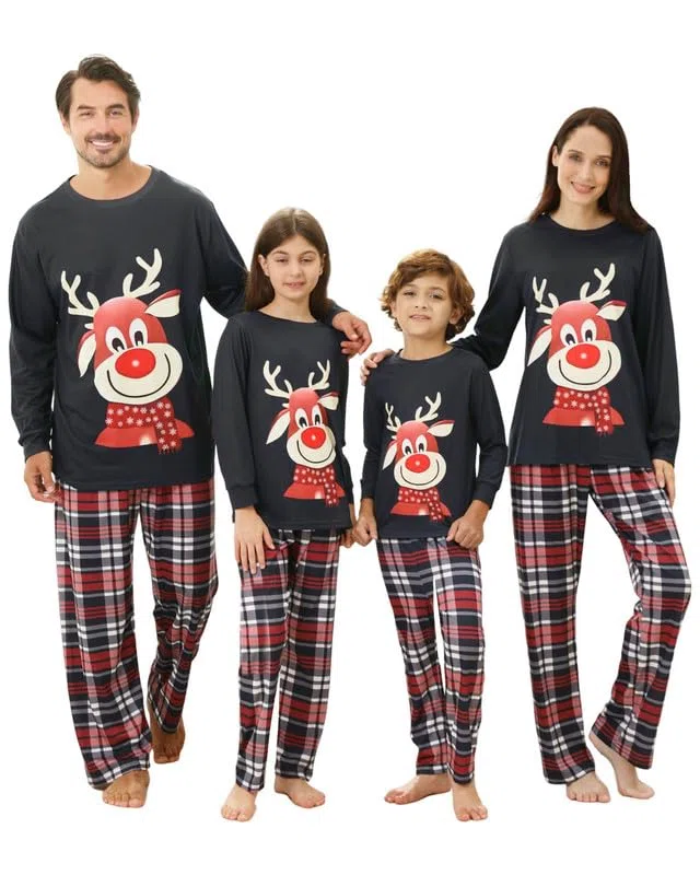 Kouric Pijamas Navidad Familia,Pijama Familiar a Juego con Estampado de Renos,Pijama Navidad Familia Top Blanco y Pantalón de Cuadros Rojos,Blancos y Negros,Pijamas Navidad Mujer/Hombre/Niña/Niño