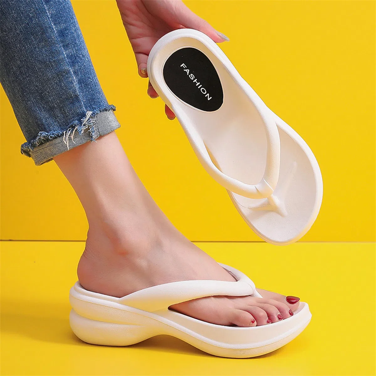 New front Chanclas de Fondo Grueso para Damas Nuevas de Verano Tacón de Cuña Arrastra Usar Sandalias de Playa con Punta de Clip Caseras Cómodas