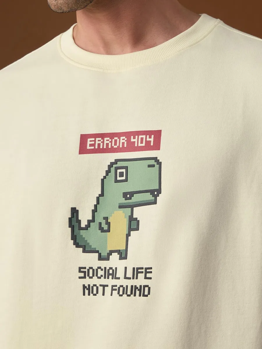 The Souled Store Camiseta de gran tamaño: It's an Error Hombres y Niños Manga Corta Cuello Redondo Blanco Roto Gráfico Impreso Píxelado Hombro Caída Divertido Moda Streetwear Casual Algodón T-shirt