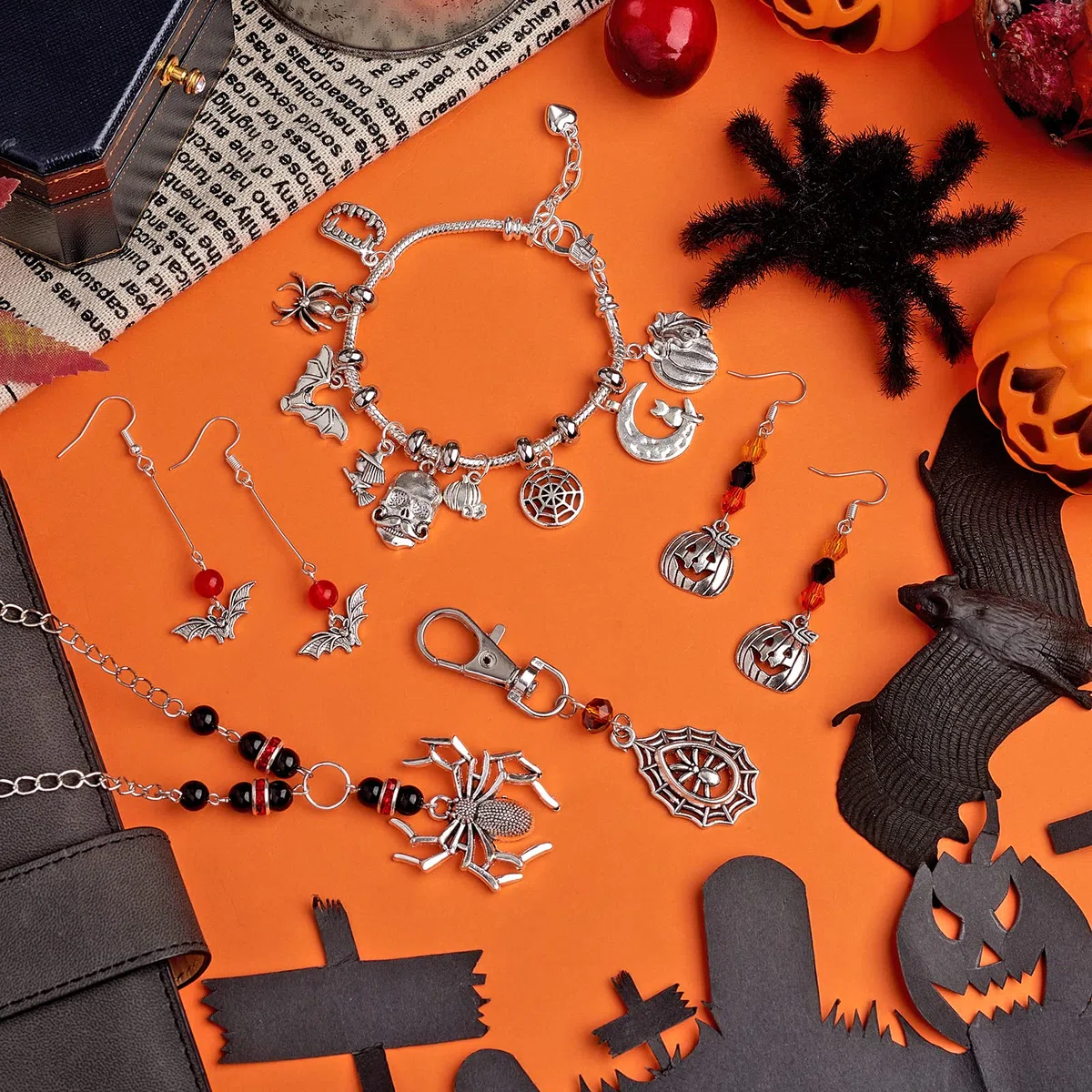 80 Piezas Esmalte Encanto Colgante para Halloween, Encantos de Aleación para Hacer y Fabricación de Joyas, Decoraciones