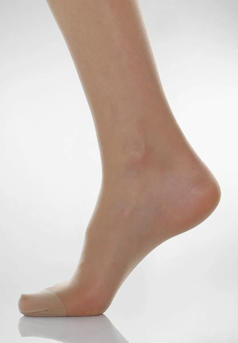Relaxsan Basic 700 Medias a la rodilla 70 Den de compresión graduada sin talón 12-17 mmHg
