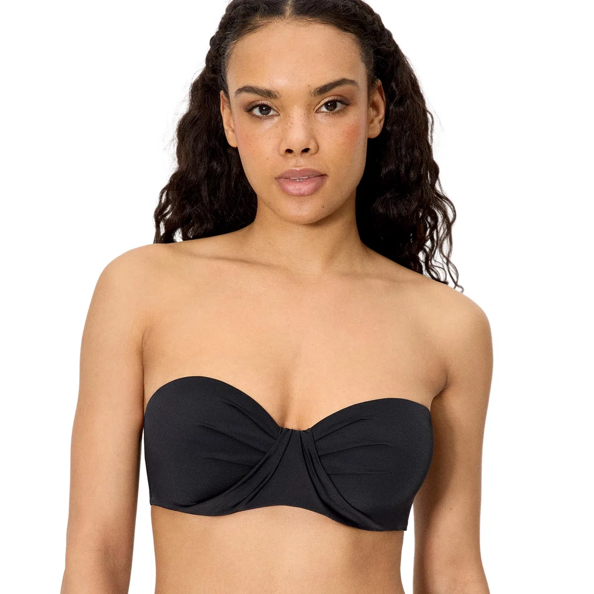 YSABEL MORA. Top Bikini Bandeau. Top Bikini Bandeau con Aro Y Relleno con Tirantes Desmontables Anudados Al Cuello Opción Sin Tirantes. Colección Beach.