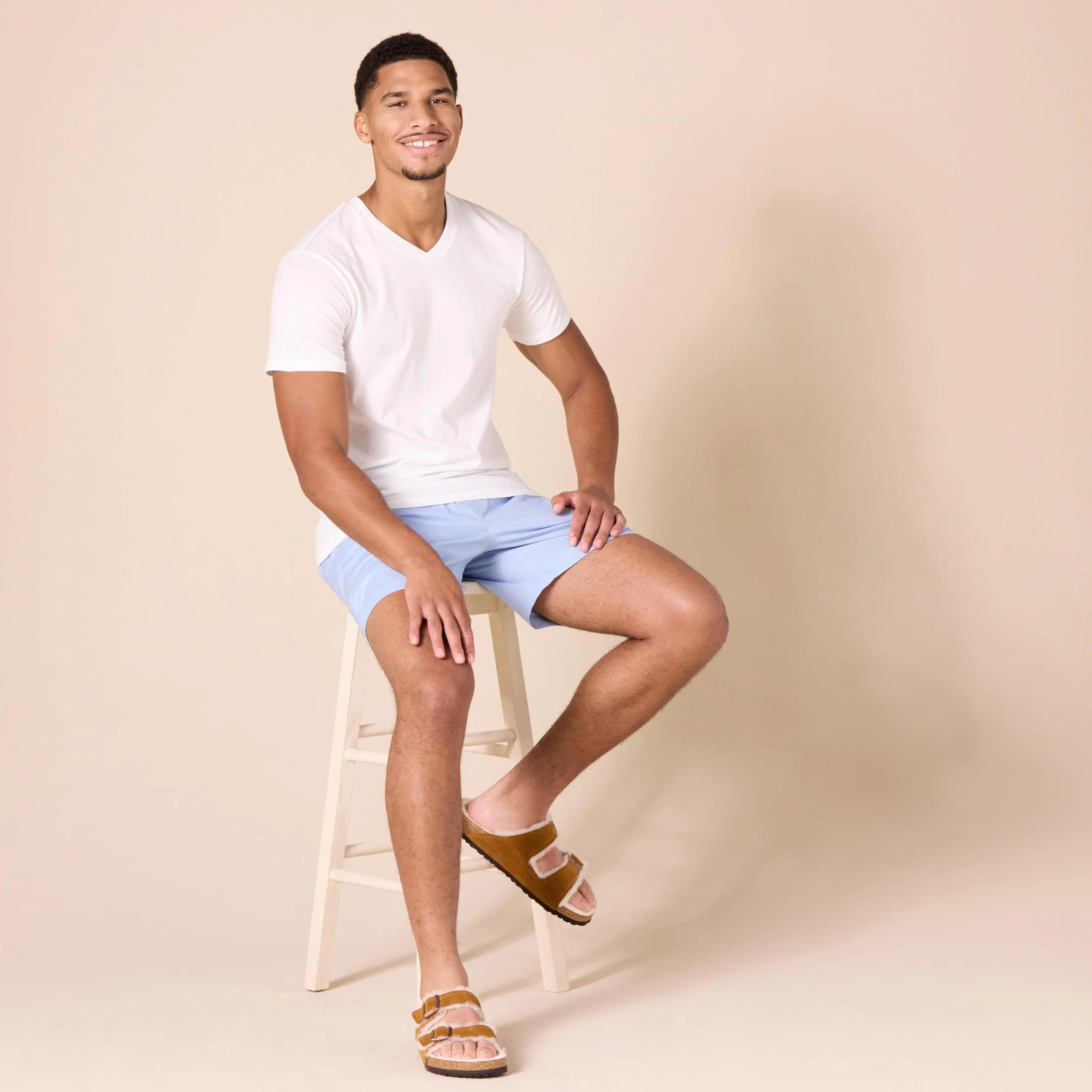 Amazon Essentials Hombre Camiseta Interior con Cuello en V, Transpirable, Algodón