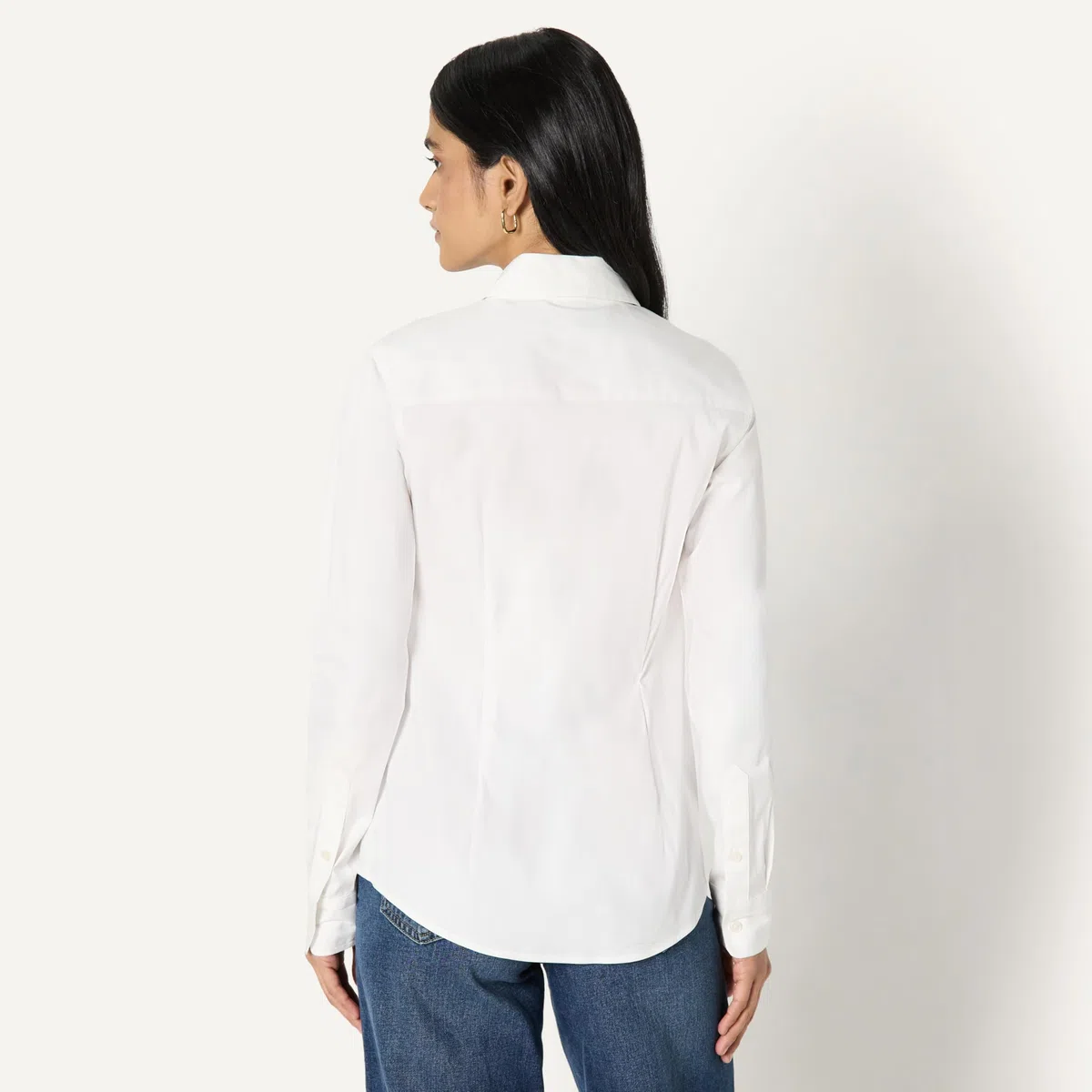 Amazon Essentials Mujer Camisa de Vestir con Botones de Popelina Elástica